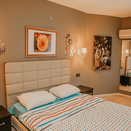 Alanya Holiday Homes 3 *